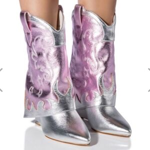 NWOB Metallic Western Space Cowgirl Silver & Pink Wedge Bootie Size 7